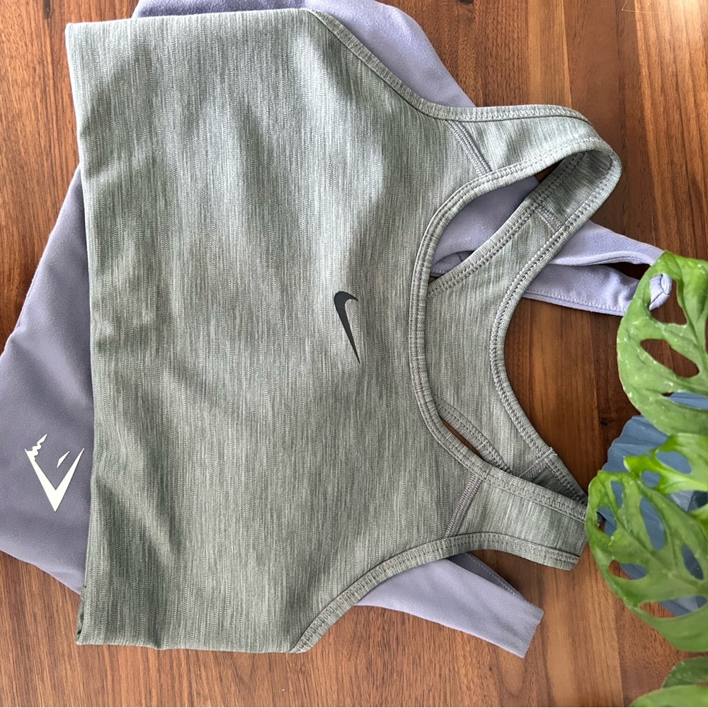 Nike and GymShark Sports Bra Bundle